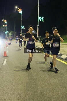 Runner Photo 4288260