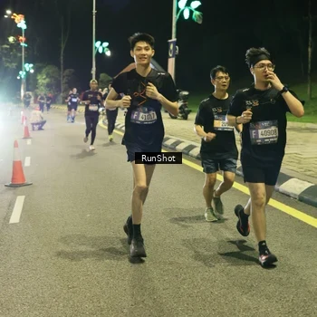 Runner Photo 4288263