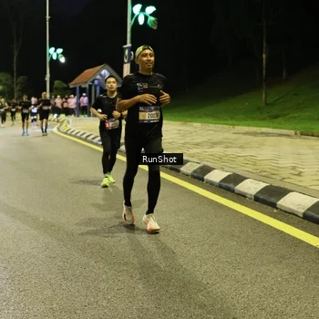 Runner Photo 4288273