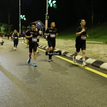 Runner Photo 4288284