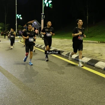 Runner Photo 4288287