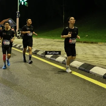 Runner Photo 4288293