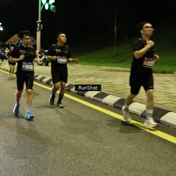 Runner Photo 4288295