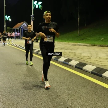 Runner Photo 4288296