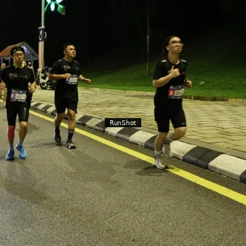 Runner Photo 4288304