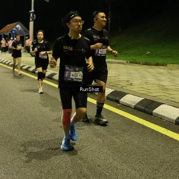 Runner Photo 4288305