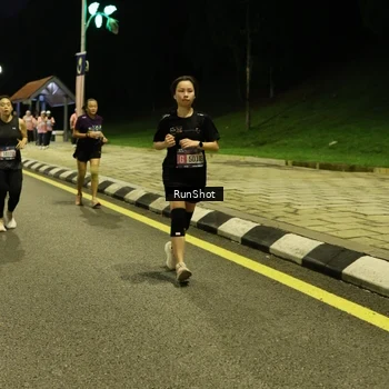 Runner Photo 4288312