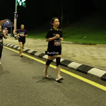Runner Photo 4288315