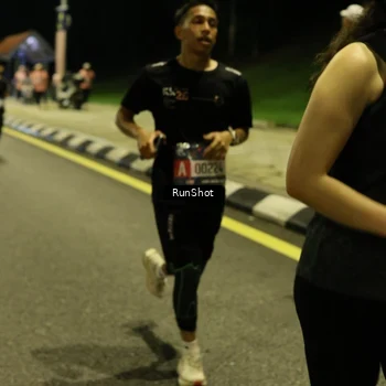 Runner Photo 4288332