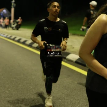 Runner Photo 4288333
