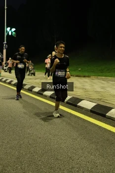 Runner Photo 4288359