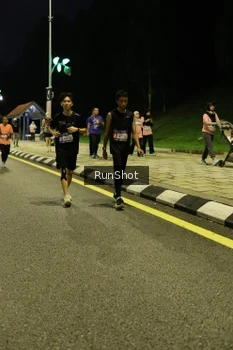 Runner Photo 4288390