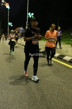 Runner Photo 4288420