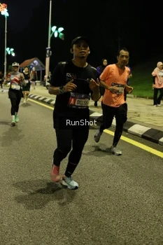 Runner Photo 4288422