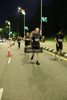 Runner Photo 4288477