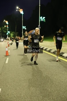 Runner Photo 4288481