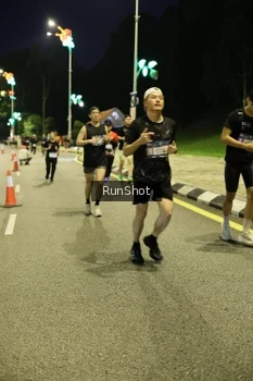 Runner Photo 4288487