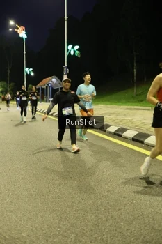 Runner Photo 4288530