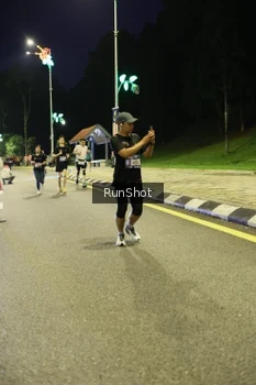Runner Photo 4288632
