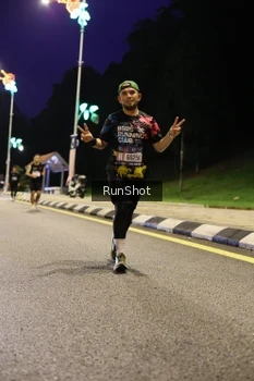Runner Photo 4289452