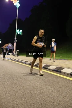 Runner Photo 4289462
