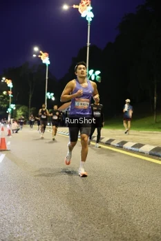 Runner Photo 4289479