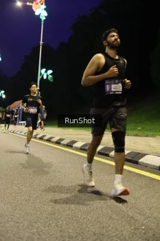 Runner Photo 4289514