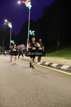 Runner Photo 4289545