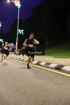 Runner Photo 4289548