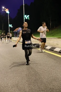 Runner Photo 4289647