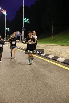 Runner Photo 4289664
