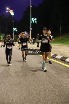 Runner Photo 4289668