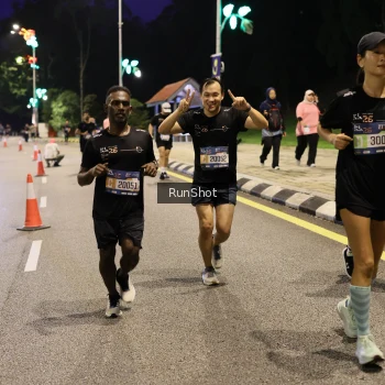 Runner Photo 4289675