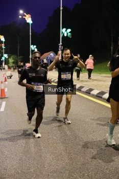 Runner Photo 4289681