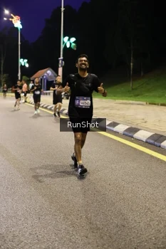 Runner Photo 4289683