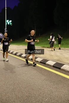 Runner Photo 4289699