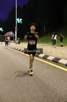 Runner Photo 4289747