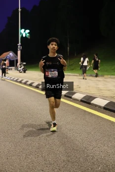 Runner Photo 4289771