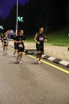 Runner Photo 4290046