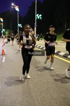 Runner Photo 4290110