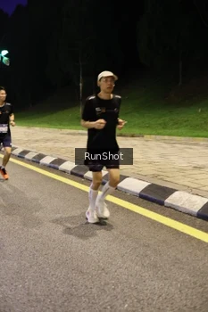 Runner Photo 4290171