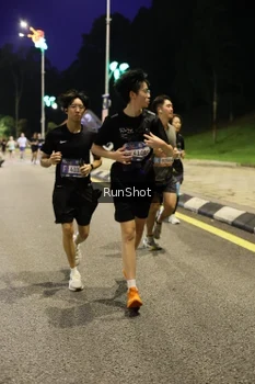 Runner Photo 4290267