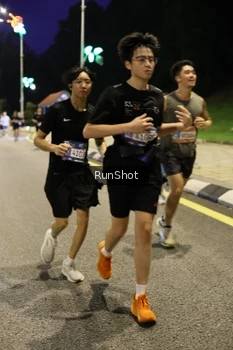 Runner Photo 4290287