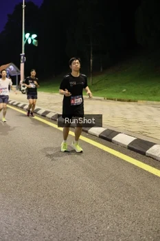 Runner Photo 4290305