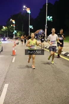 Runner Photo 4290344