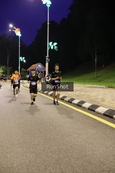 Runner Photo 4290361