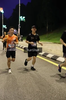 Runner Photo 4290380