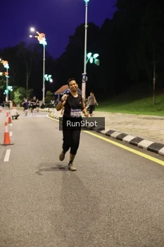 Runner Photo 4290382