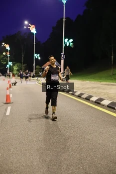 Runner Photo 4290398