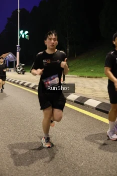 Runner Photo 4290419